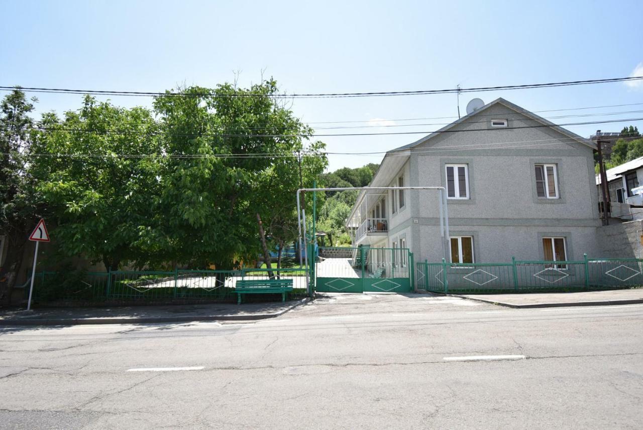 Гостевой дом Arsan Цахкадзор Экстерьер фото